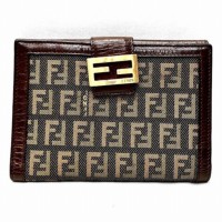 y5%OFFztFfB FENDI YbL[m 2289 8M0160 YbJ WzbN 2܂z jZbNX yÁz